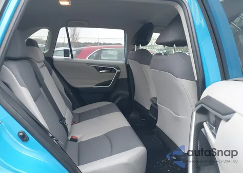2020 Toyota Rav4 Xle z USA, uszkodzony, nr VIN JTMW1RFV8LD053508